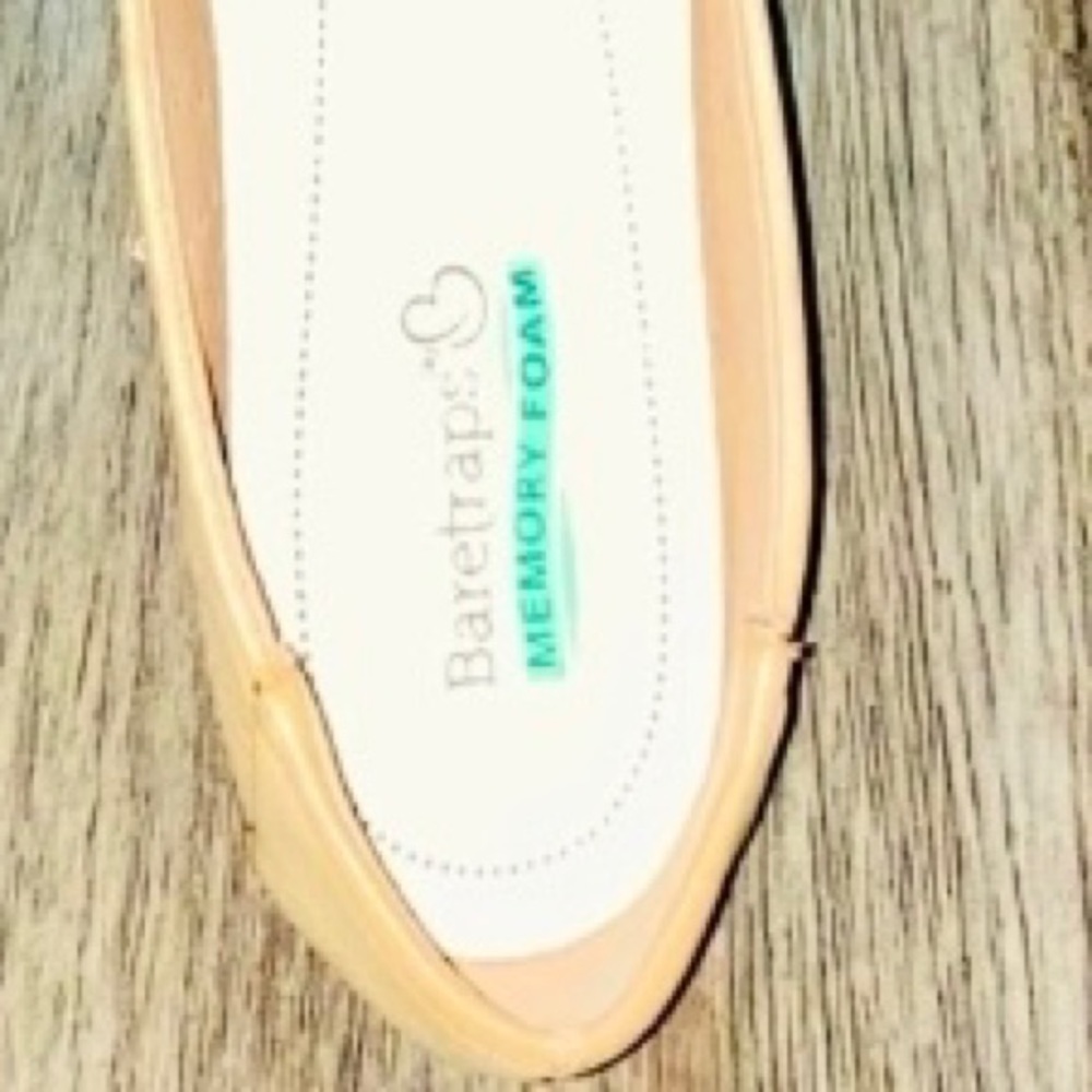 🆕 BNIOB• Baretraps Mariah Flats with Memory Foam in Caramel ~ Women’s ~ Leather - Picture 6 of 16